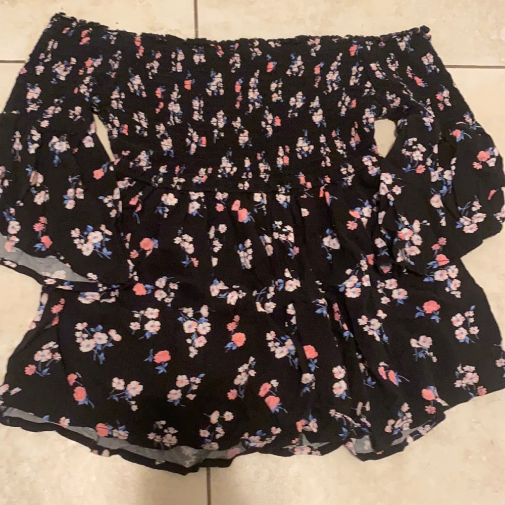 hollister teen tops